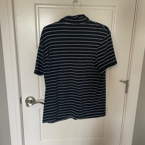 H&M Collared Tee Shirt - Picture 4 of 5